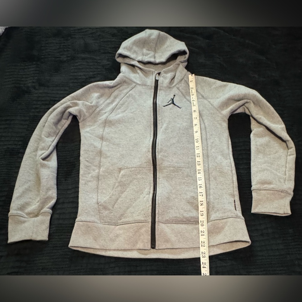 Kid’s Large Jordan Light Gray Zip-Up Hoodie - Picture 4 of 5